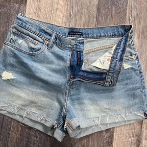 Lucky Brand Women’s size 30 Jean shorts